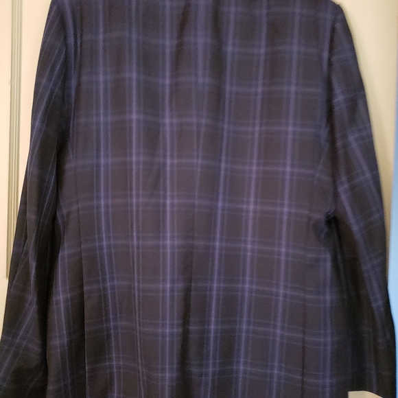 Men's 3 piece Tiglio Rosso suit. 100 % wool. Perfect condition. - Picture 3 of 11